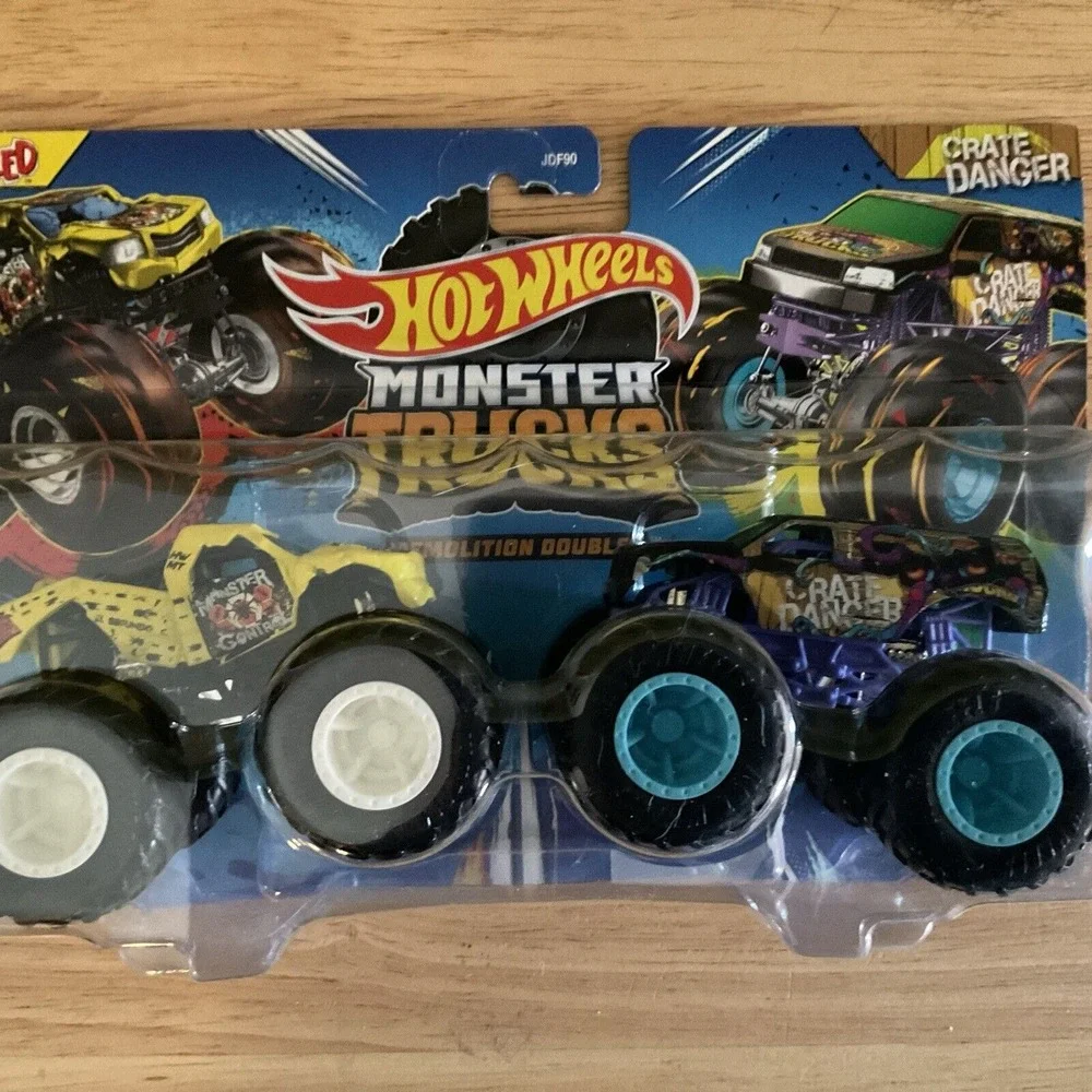 Mattel‎ Hot Wheels Monster Trucks Demolition Doubles, Totaled And Crate Danger